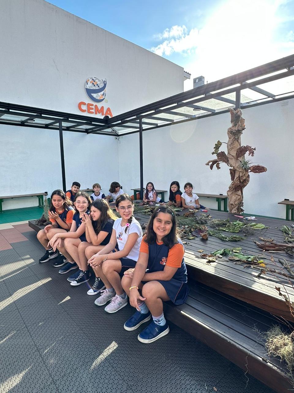 No outono as cores da natureza ganham vida nas mãos dos alunos em forma de arte